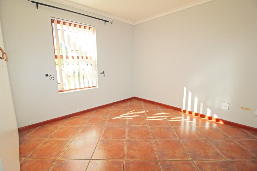 3 Bedroom Property for Sale in Skiathos Western Cape